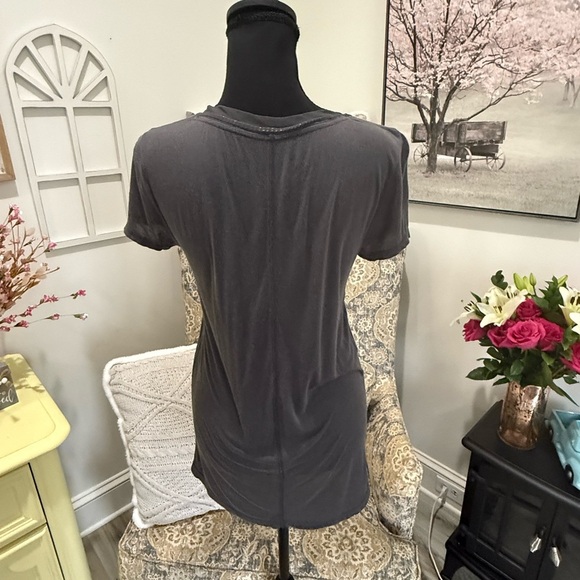 LOFT Gray Sleeveless Fitted Blouse - Picture 3 of 6